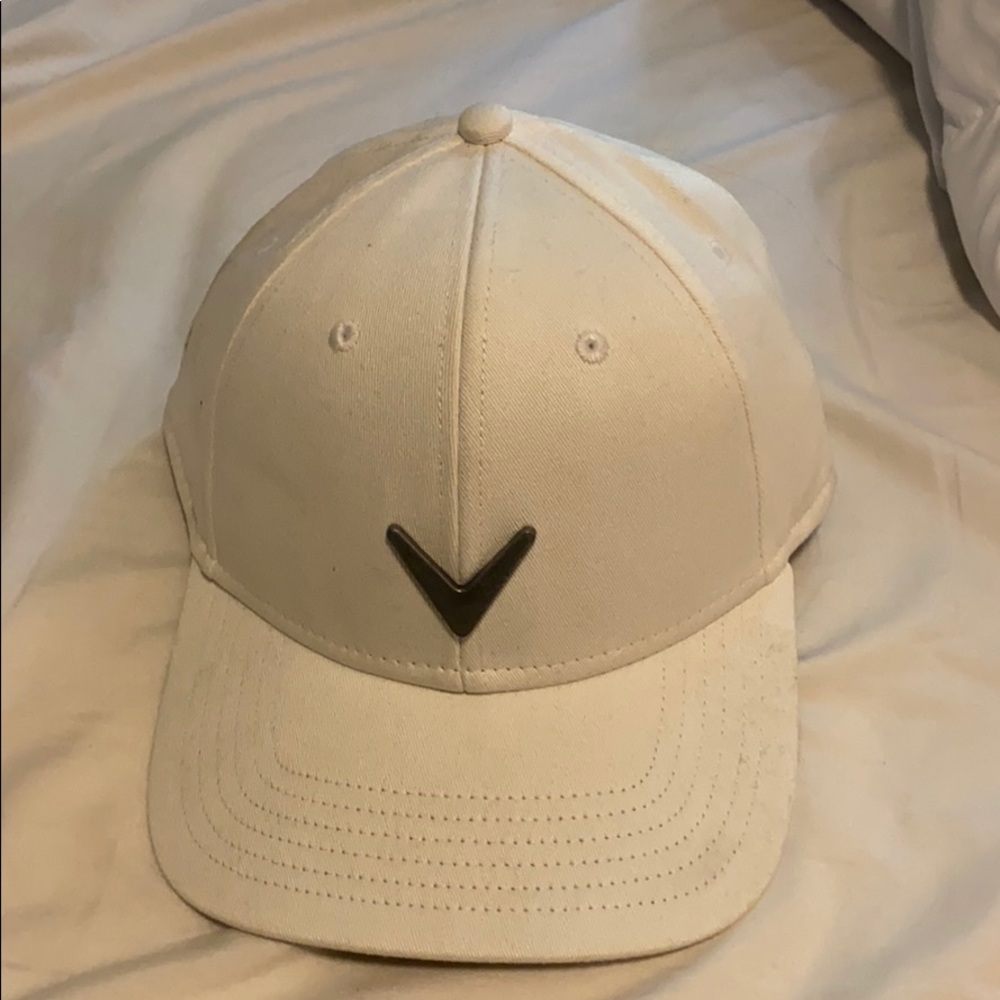 white callaway hat